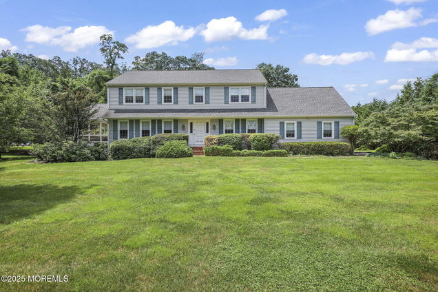 5 Woods Road