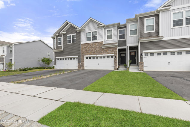 18 Mantoloking Drive Jackson, NJ House Active - Photo 1 of 32. Opens carousel modal