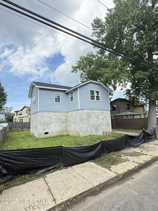 69 Beaconlight Avenue
