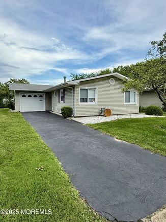 94 Clay Circle Brick, NJ House Active - Photo 1 of 24. Opens carousel modal