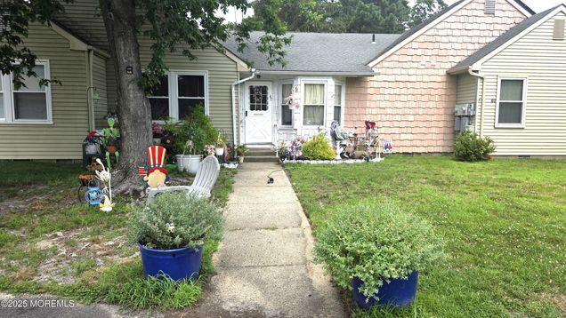 4 Ardsley Avenue