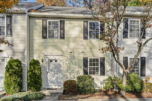 33 Talbot Lane Greenwich, CT Condo Active - Photo 1 of 35. Opens carousel modal