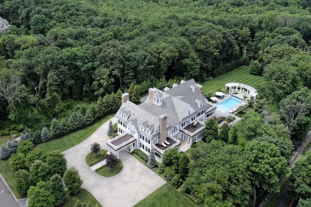 4 Cherry Blossom Lane Greenwich, CT House Sold - Photo 1 of 35. Opens carousel modal