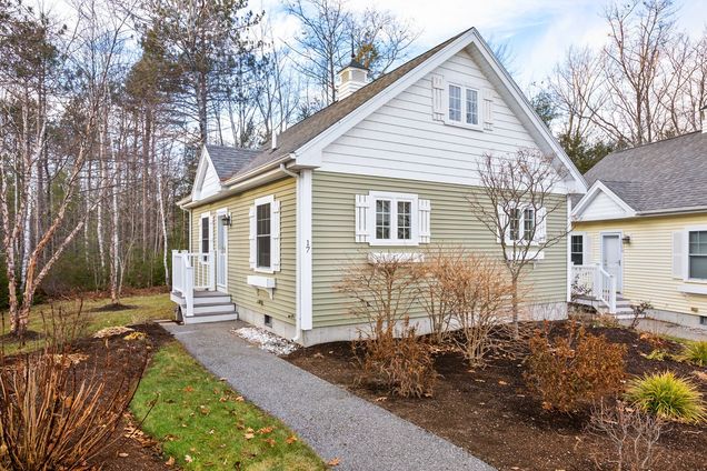 272 Mills Road Kennebunkport, ME Condo Sold - Photo 1 of 27. Opens carousel modal