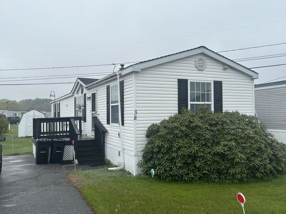 38 Lynch Street Brunswick, ME House Sold - Photo 1 of 35. Opens carousel modal