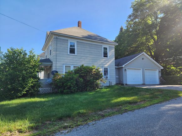 4 Maple Street