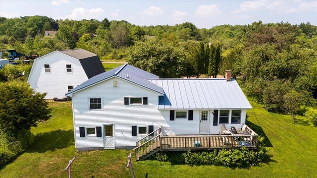 18 Town Clerks Road
