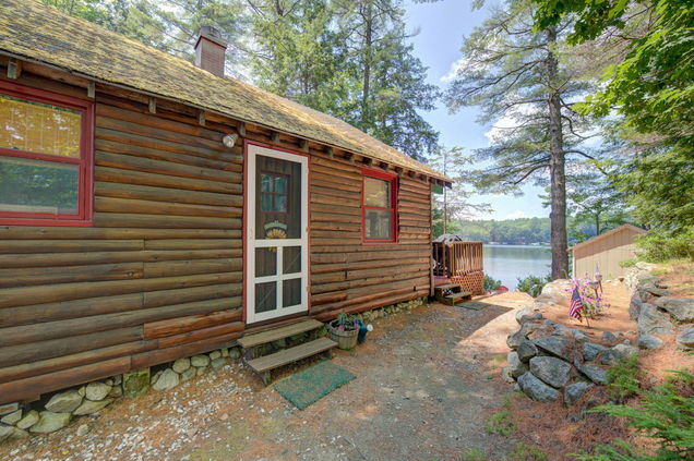 12 Chipmunk Crossing Raymond, ME House Active - Photo 1 of 35. Opens carousel modal