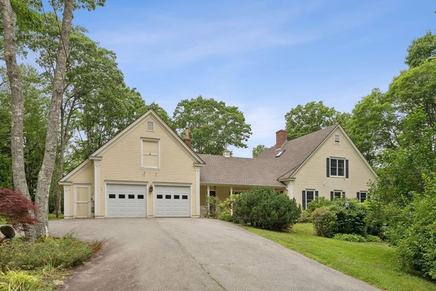 24 Moose Alley Harpswell, ME House Active - Photo 1 of 50. Opens carousel modal