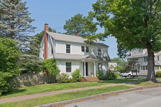 234 Bradley Street Portland, ME House Active - Photo 1 of 52. Opens carousel modal