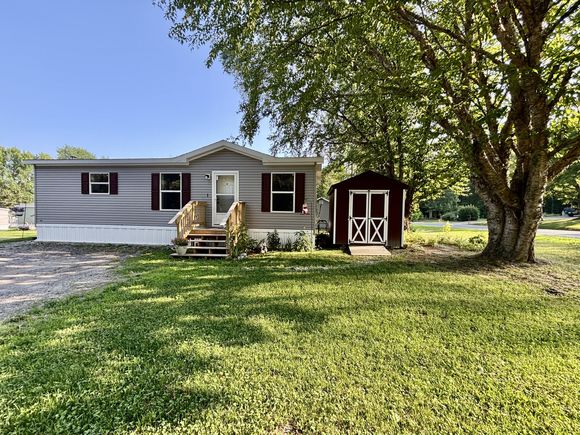 962 Main Street Monmouth, ME House Active - Photo 1 of 17. Opens carousel modal
