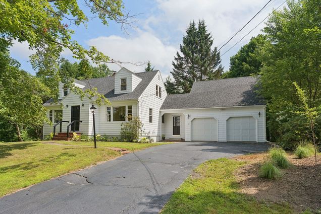 159 Lambert Street Portland, ME House Active - Photo 1 of 39. Opens carousel modal