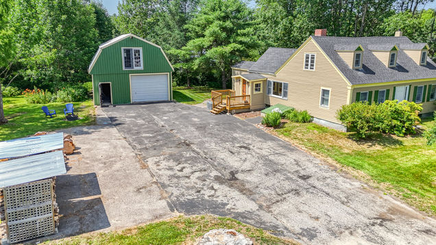 923 Hallowell Litchfield Road West Gardiner, ME House Active - Photo 1 of 37. Opens carousel modal
