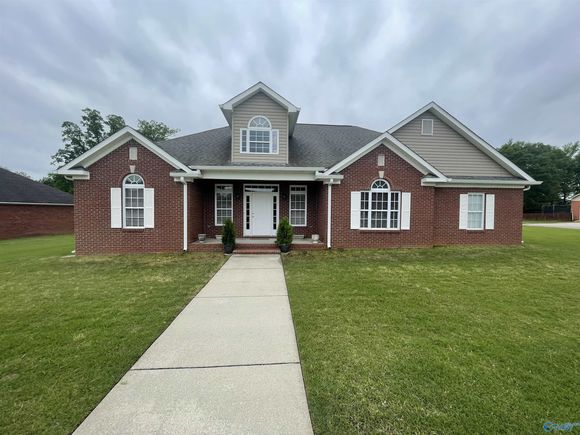 1016 Clint Drive SE Hartselle, AL House Sold - Photo 1 of 42. Opens carousel modal