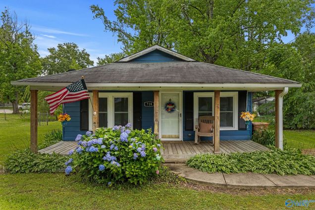 728 Nance Ford Road SW Hartselle, AL House Sold - Photo 1 of 21. Opens carousel modal