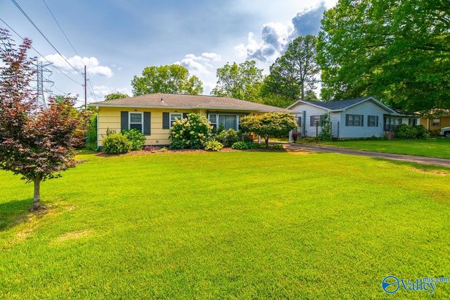 2019 13th Street SE Decatur, AL House Sold - Photo 1 of 35. Opens carousel modal