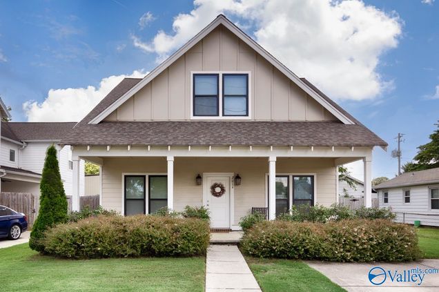 2014 Summer Street SW Huntsville, AL House Active - Photo 1 of 38. Opens carousel modal