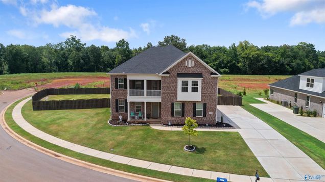 8129 Tupelo Gum Trace SW