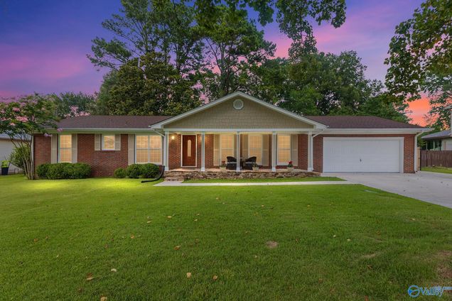 911 Riviera Avenue Huntsville, AL House Active - Photo 1 of 50. Opens carousel modal