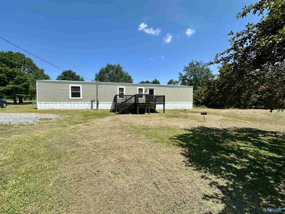 565 County Road 76