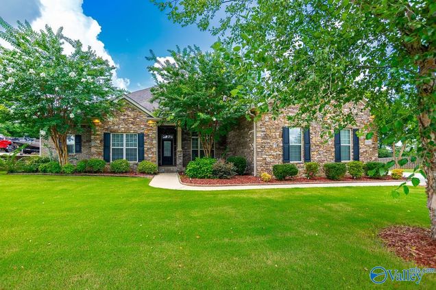 108 Smoke Tree Drive Huntsville, AL House Active - Photo 1 of 50. Opens carousel modal