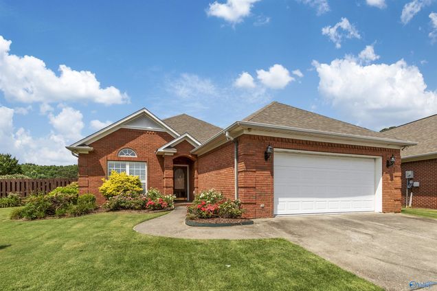 120 Dorset Circle