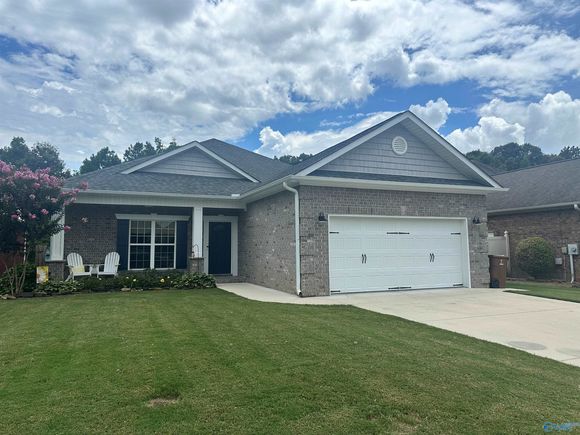 542 Fontana Lane Hartselle, AL House Active - Photo 1 of 16. Opens carousel modal