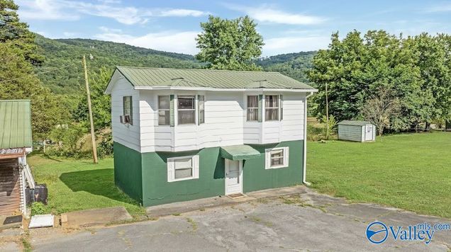 14616 Us Highway 11 Fort Payne, AL House Active - Photo 1 of 9. Opens carousel modal