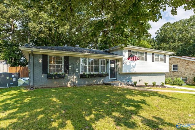 309 Forrest Park Court NW