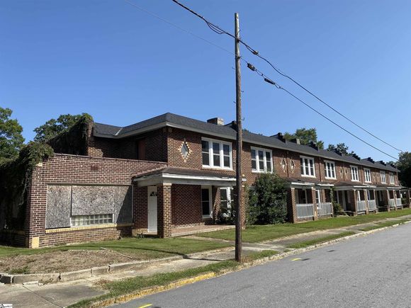 201 S Woodrow Street Clinton, SC Multifamily Sold - Photo 1 of 23. Opens carousel modal