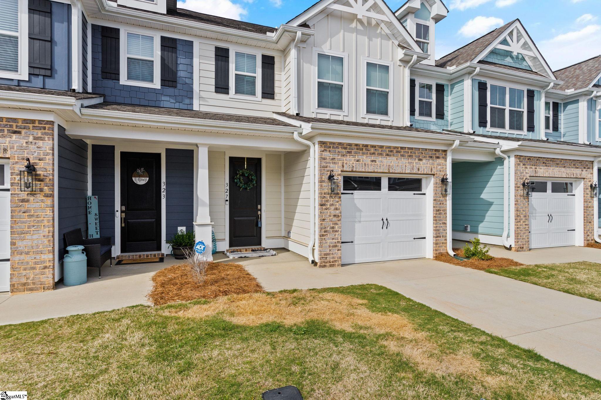 327 Stirrup Ct  