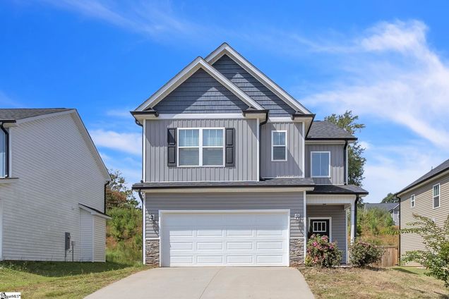 194 Rosewood Circle Duncan, SC House Pending - Photo 1 of 25. Opens carousel modal