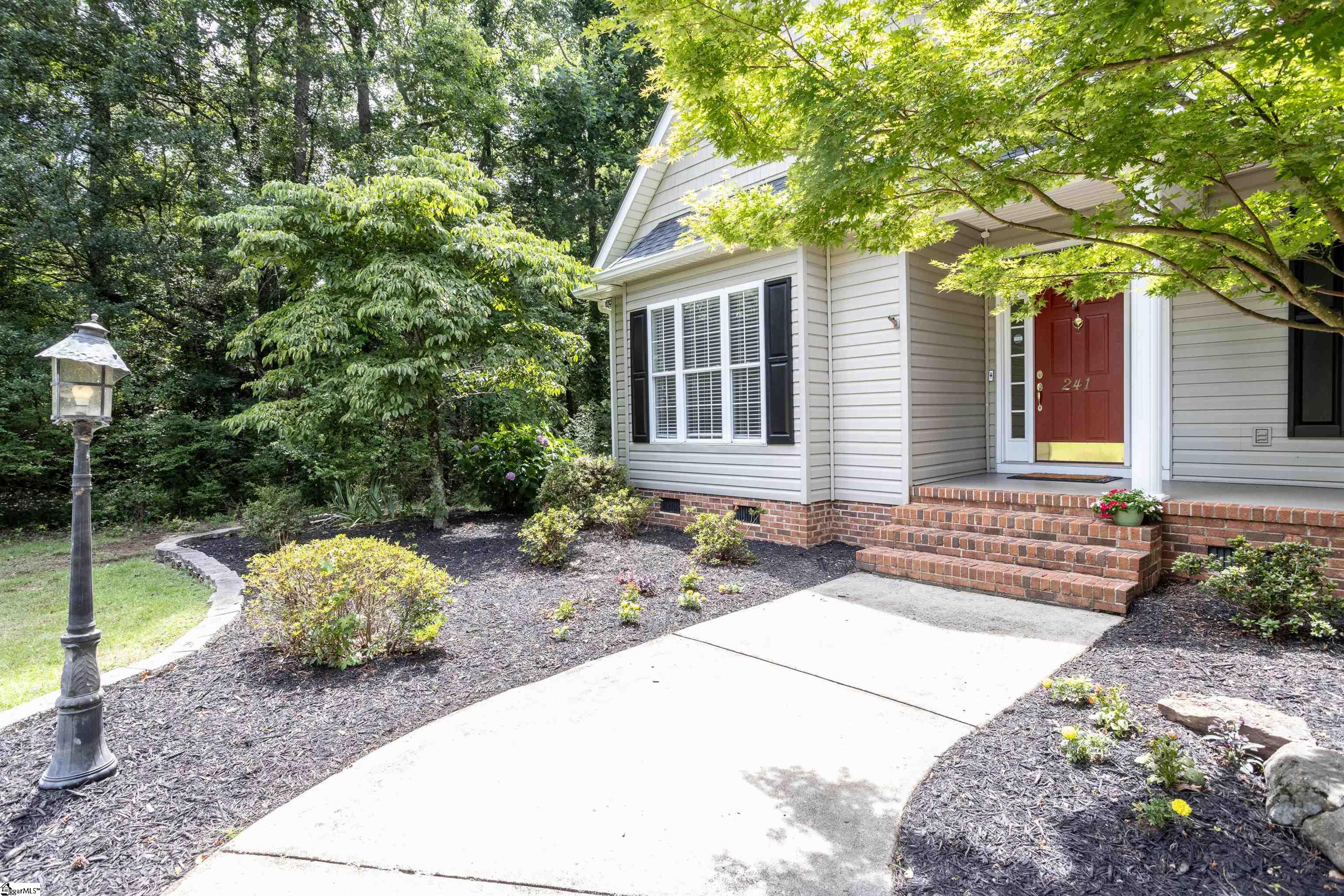 241 Shannon Lake Cir, Greenville, SC 29615 Estately 🧡 MLS 1528880