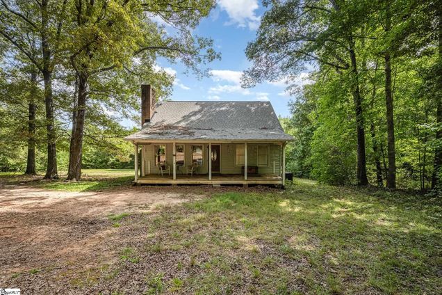 204 Dove Hill Circle Easley, SC House Sold - Photo 1 of 30. Opens carousel modal