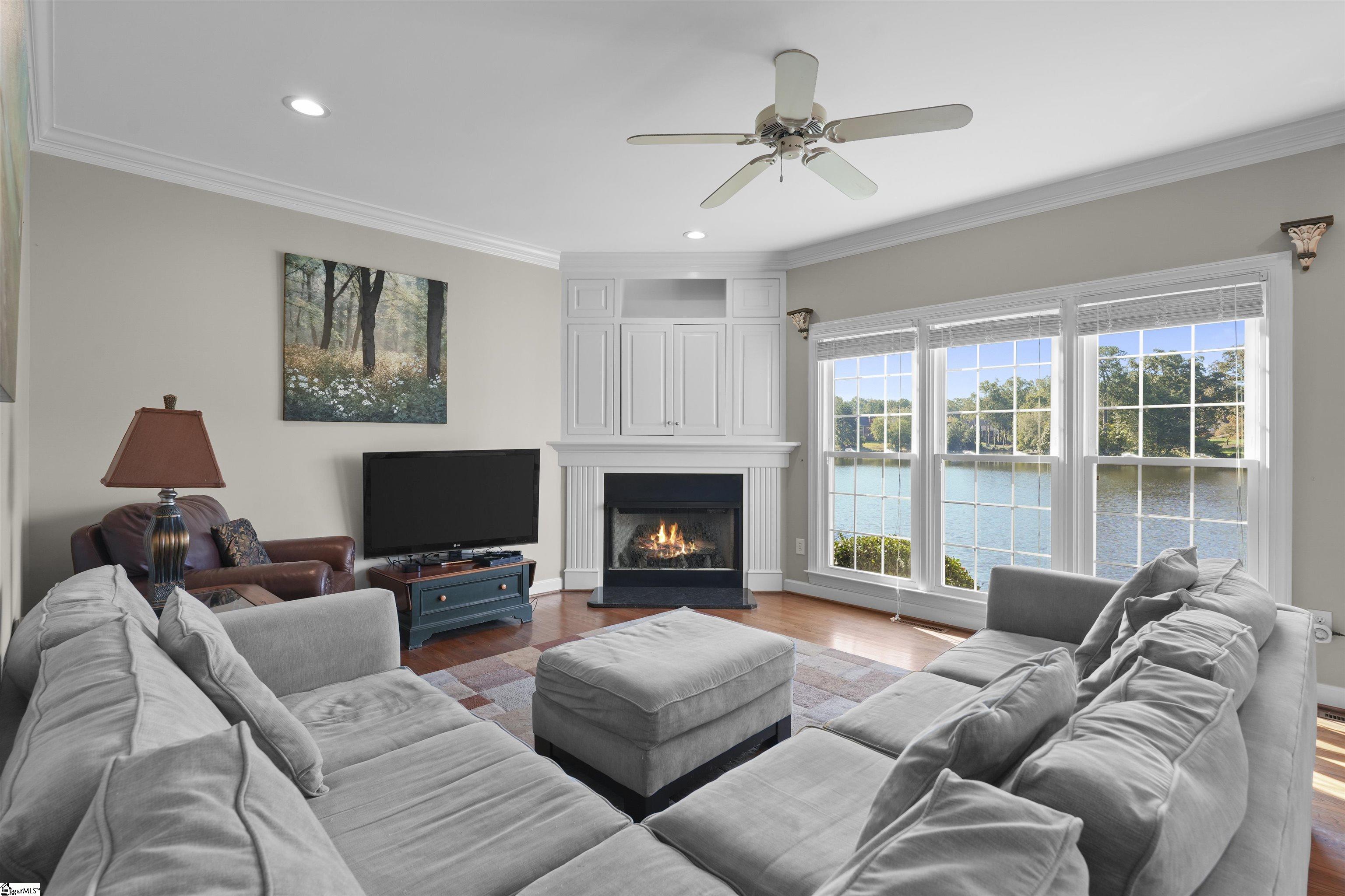 303 Ladykirk Ln, Greer, SC 29650 Estately 🧡 MLS 1539200