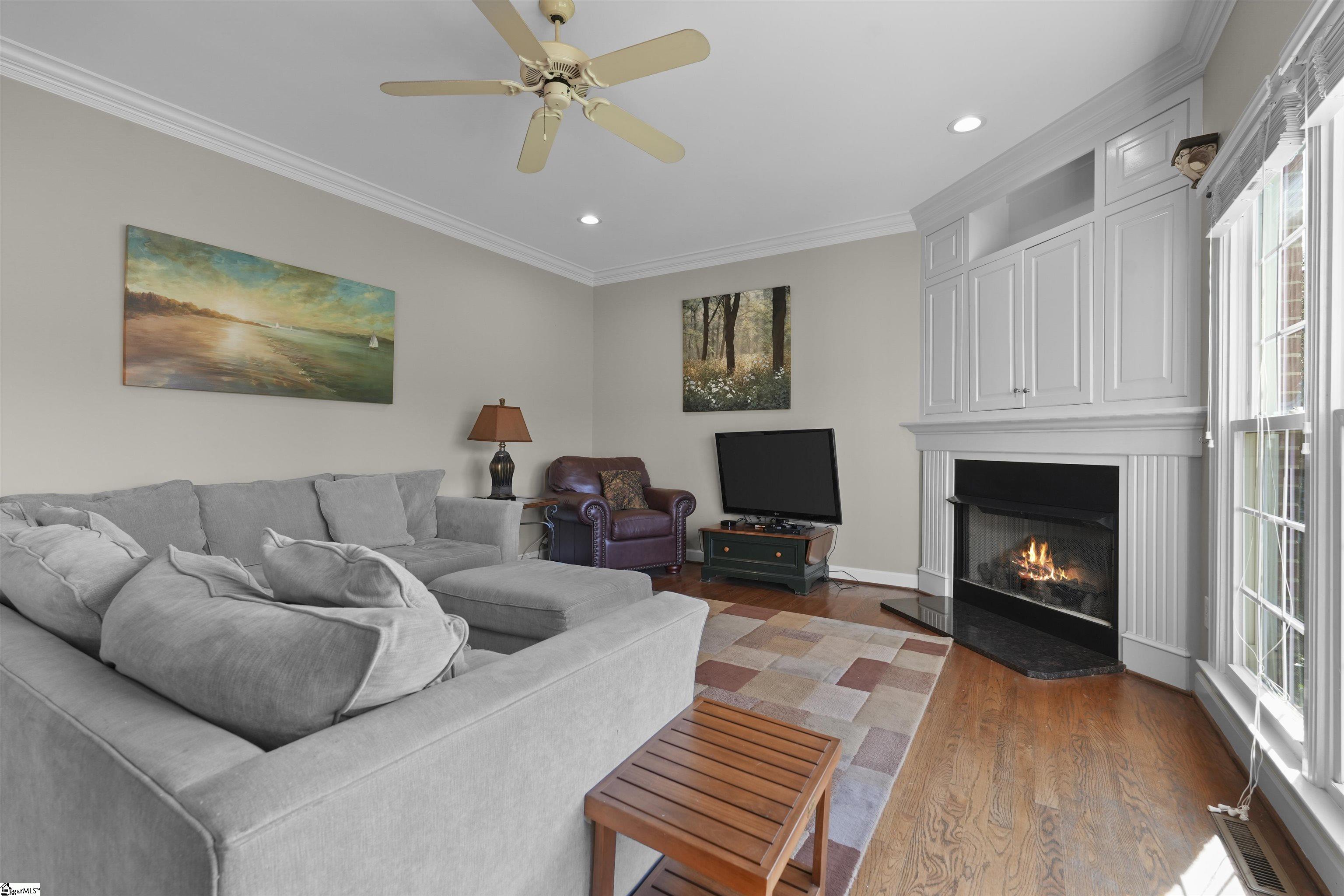 303 Ladykirk Ln, Greer, SC 29650 Estately 🧡 MLS 1539200