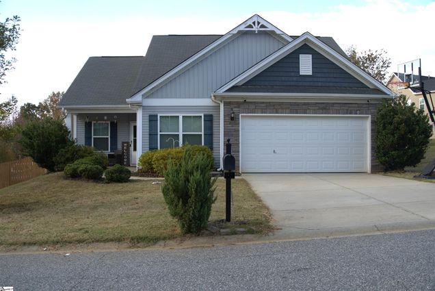 364 Kelly Farm Road Moore, SC House Sold - Photo 1 of 27. Opens carousel modal