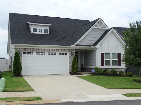 5 Comanche Trail