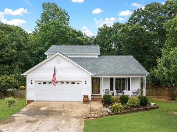 111 Brooke Lee Circle