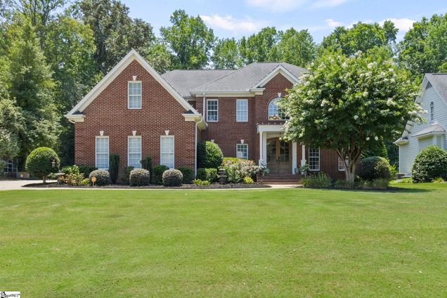 215 Huddersfield Drive Simpsonville, SC House Active - Photo 1 of 42. Opens carousel modal