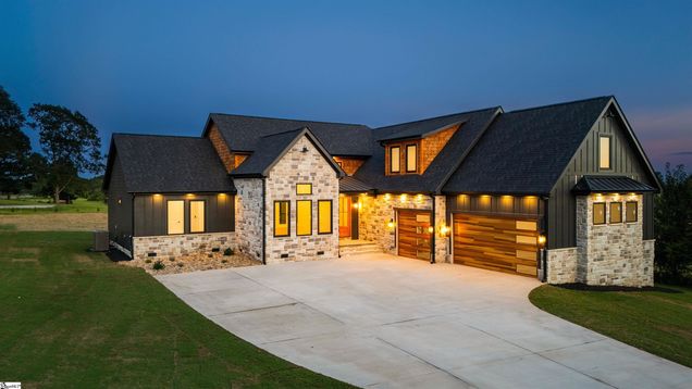 1010 Hickory Hollow Road