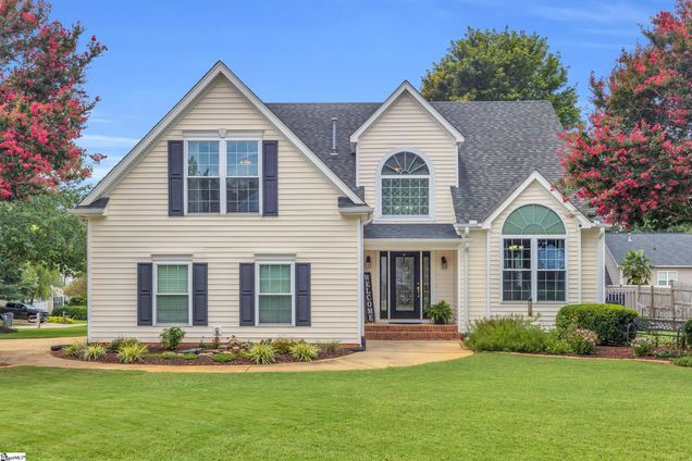 2 Cherrystone Court Simpsonville, SC House Active - Photo 1 of 46. Opens carousel modal