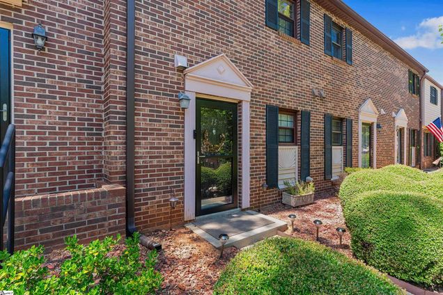 812 Reid School Road Unit Unit #15 Taylors, SC Condo Active - Photo 1 of 25. Opens carousel modal