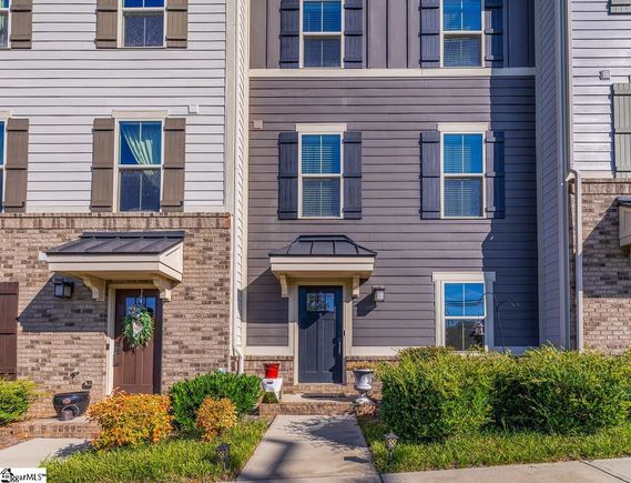 9 Itasca Drive Greenville, SC Townhouse Active - Photo 1 of 43. Opens carousel modal