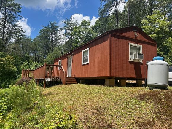 142 Waldroup Lane Copperhill, TN House Active - Photo 1 of 19. Opens carousel modal