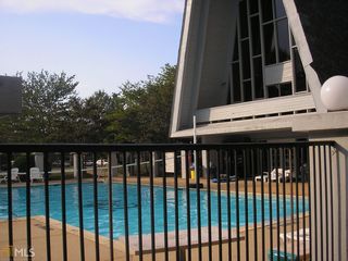 150 Viking Ct