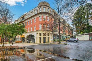 560 Dutch Valley Rd NE Unit 303