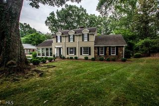 13 Virginia Cir SW
