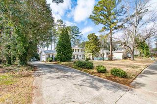 5490 Fieldgreen Dr