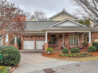 1090 Arbor Trce